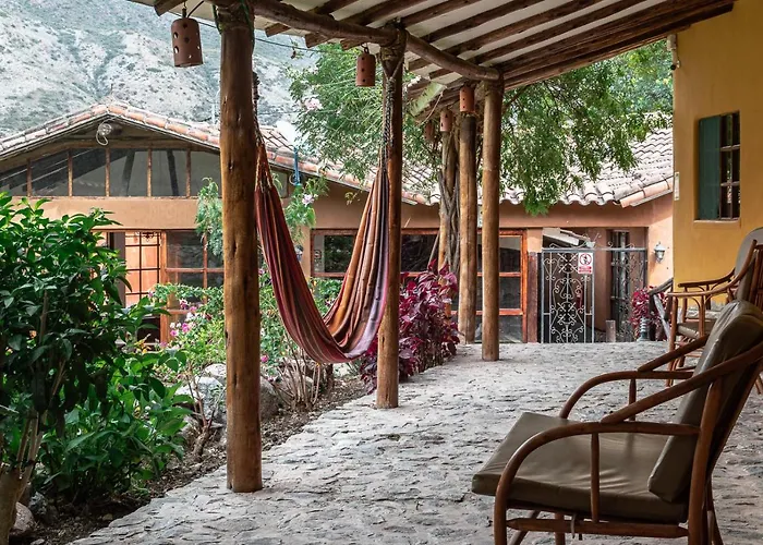 Andean Wings Valley Hotel