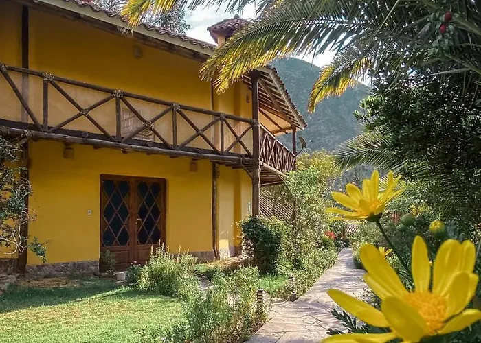 Andean Wings Valley Urubamba