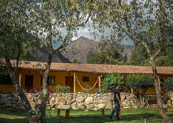 Andean Wings Valley Hotel