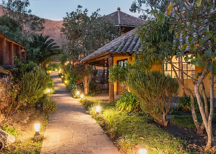 Andean Wings Valley Hotel